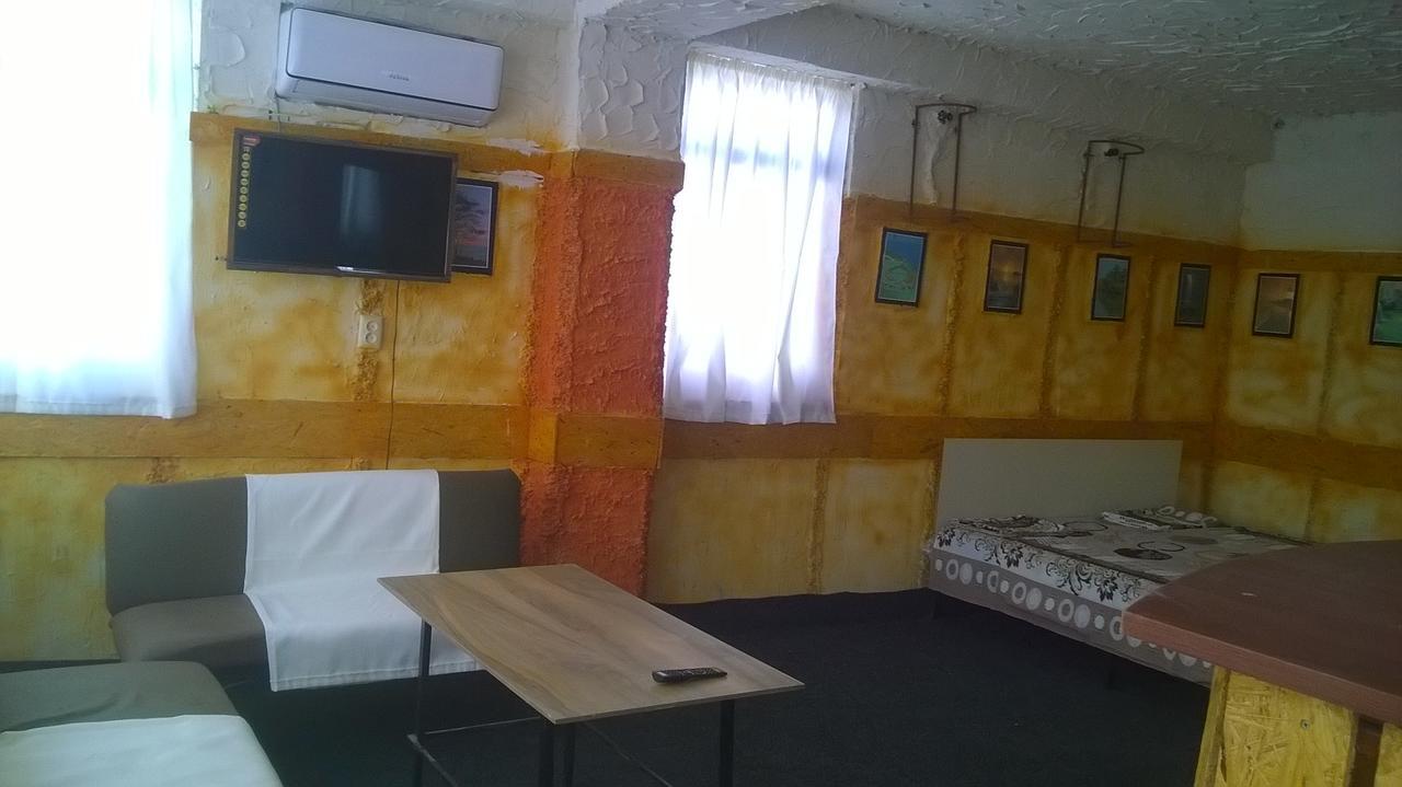 Guesthouse Star Georgia 第比利斯 外观 照片